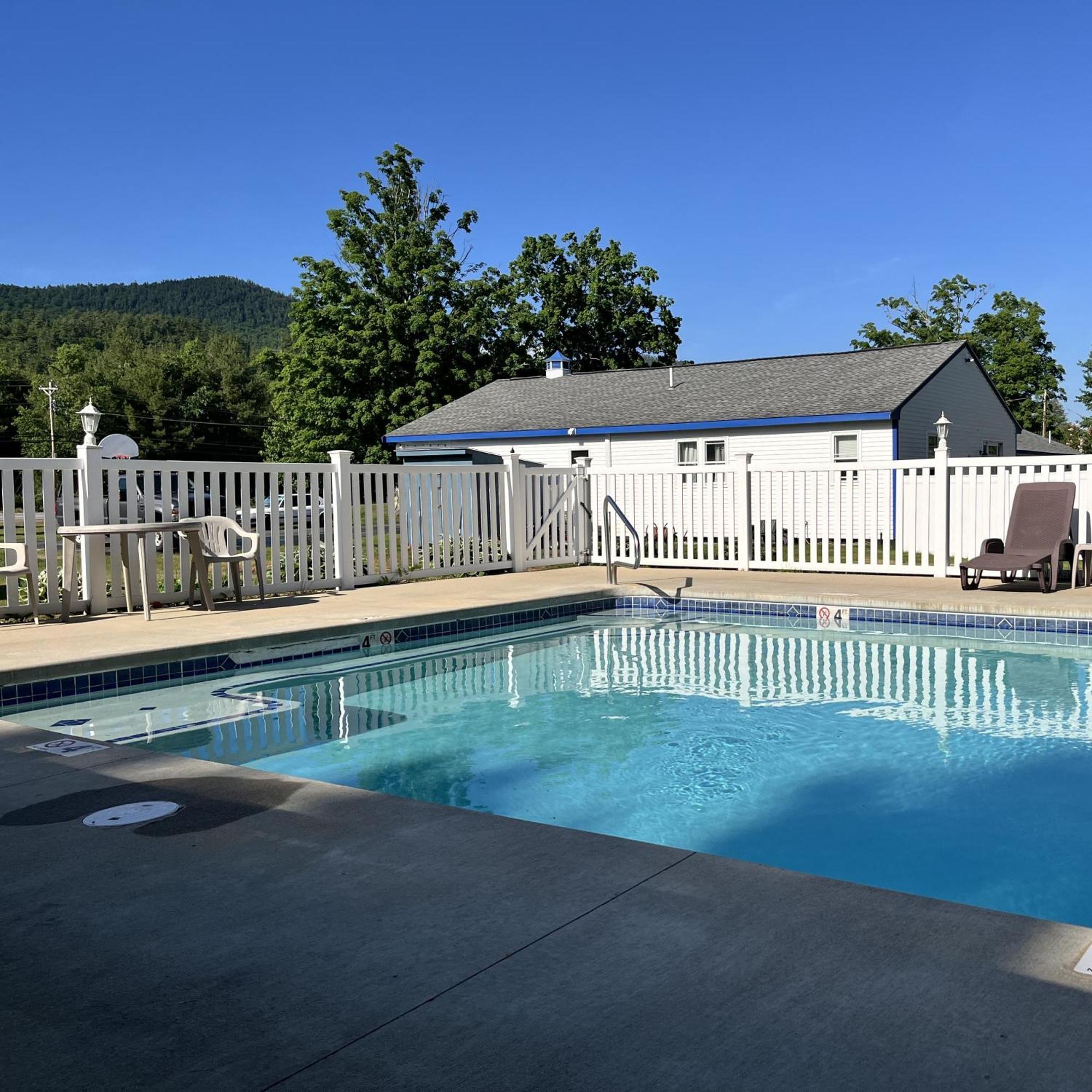 North Colony Motel And Cottages Bartlett Exteriér fotografie