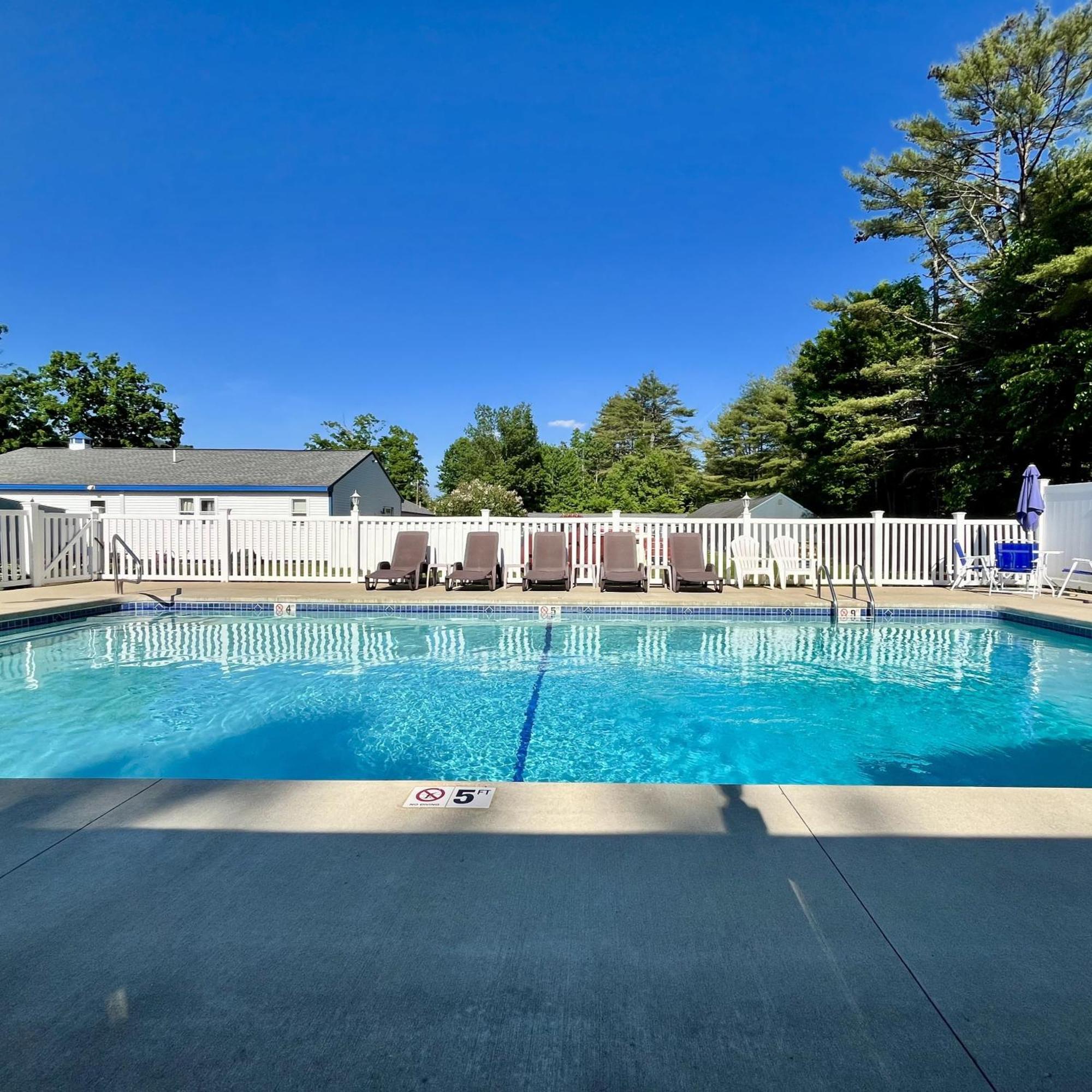 North Colony Motel And Cottages Bartlett Exteriér fotografie
